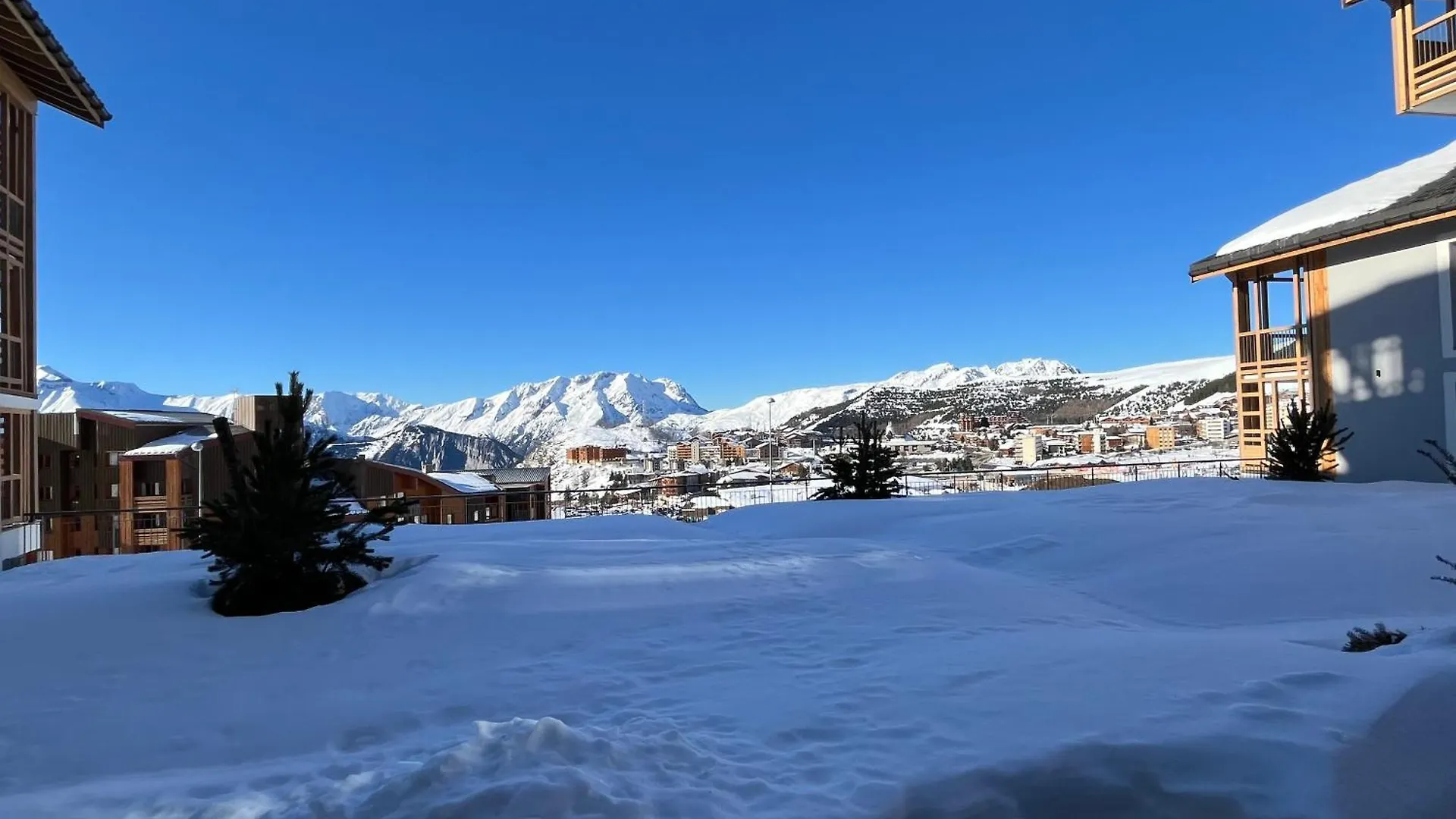 Apartment Residence Phoenix B By Leavetown Vacations Alpe d'Huez France