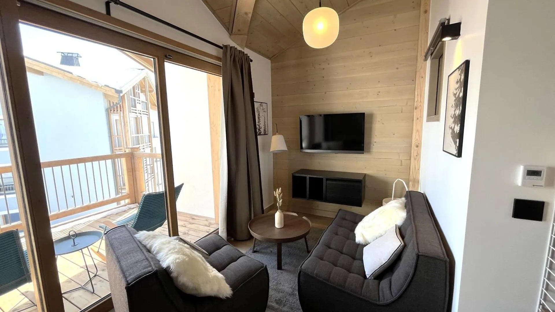 Residence Phoenix B By Leavetown Vacations Alpe d'Huez Apartment